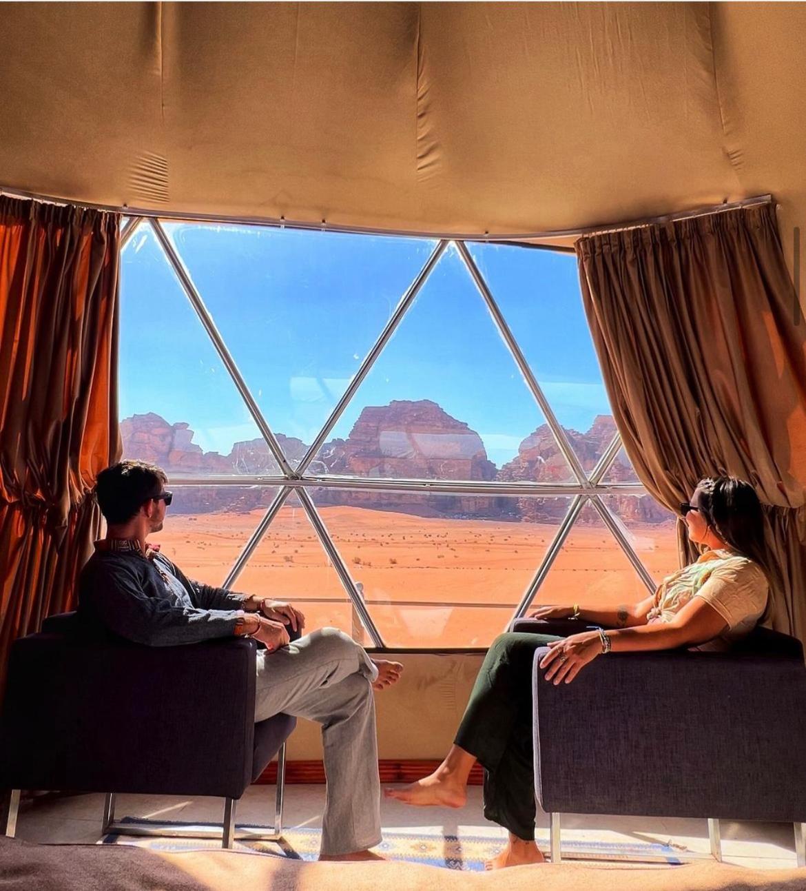 Holiday Inn Luxury Camp Wadi Rum Exteriör bild